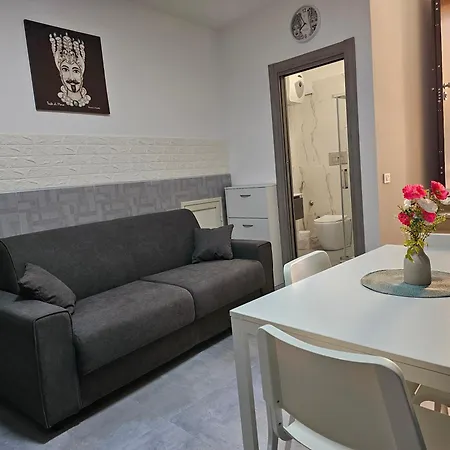 Pirandello 11 Apartament